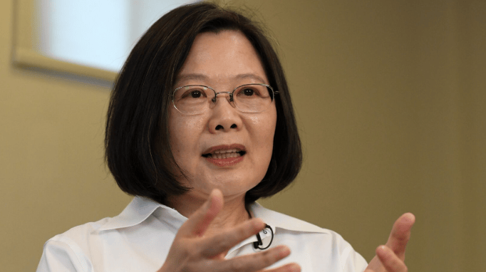 不用大陆出手了？蔡英文一举轰动两岸，赖清德不想看到的发生