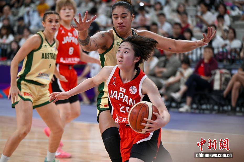 2025女篮亚洲杯：澳大利亚队战胜日本队夺冠