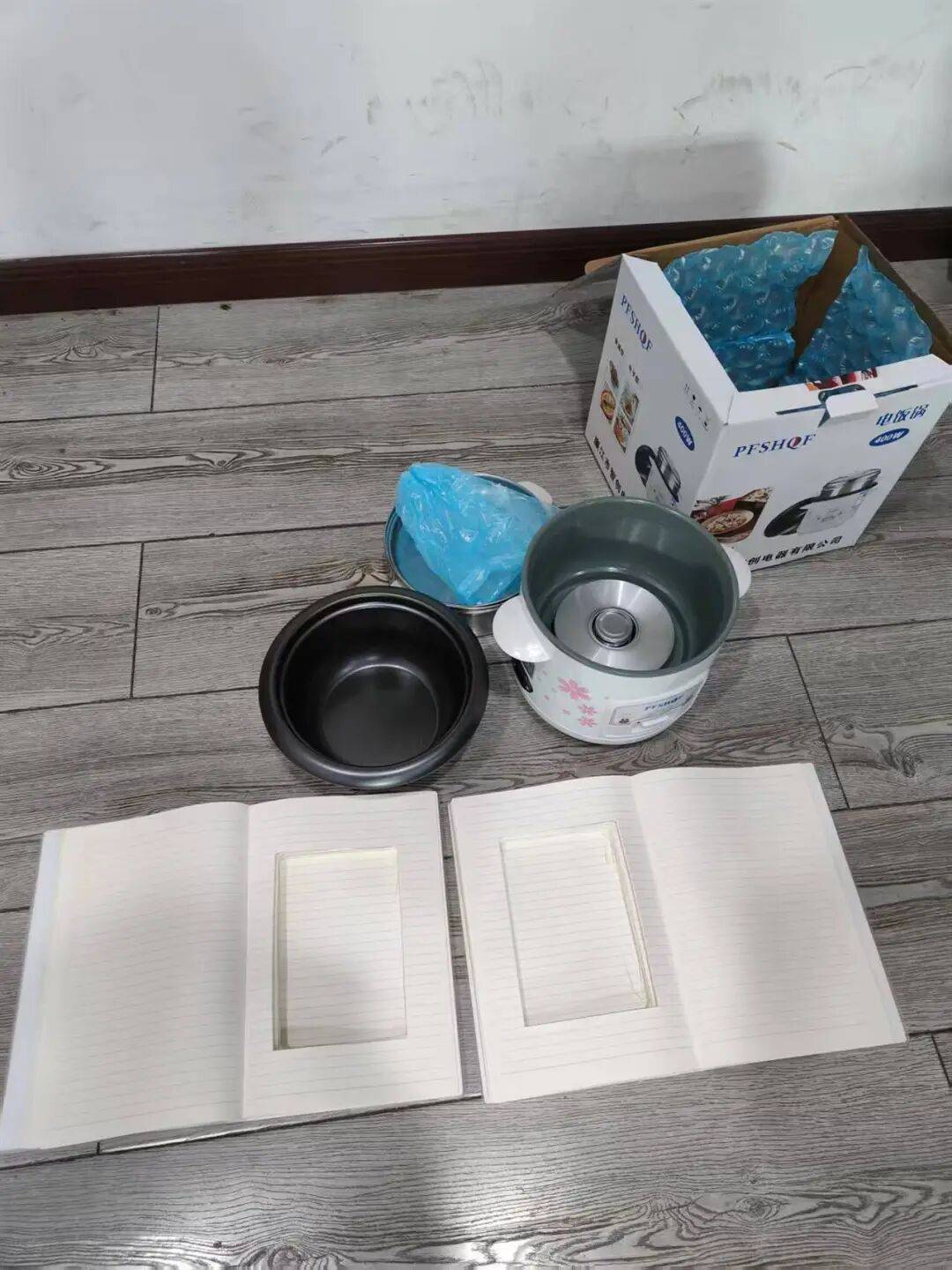 电饭煲内藏金条、书本里塞进4万元人民币!警方紧急截停一辆电动车