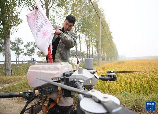 河南：科技赋能 助力秋播