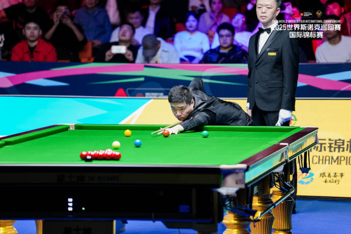 斯诺克国锦赛丨丁俊晖大发神威6比0横扫对手晋级