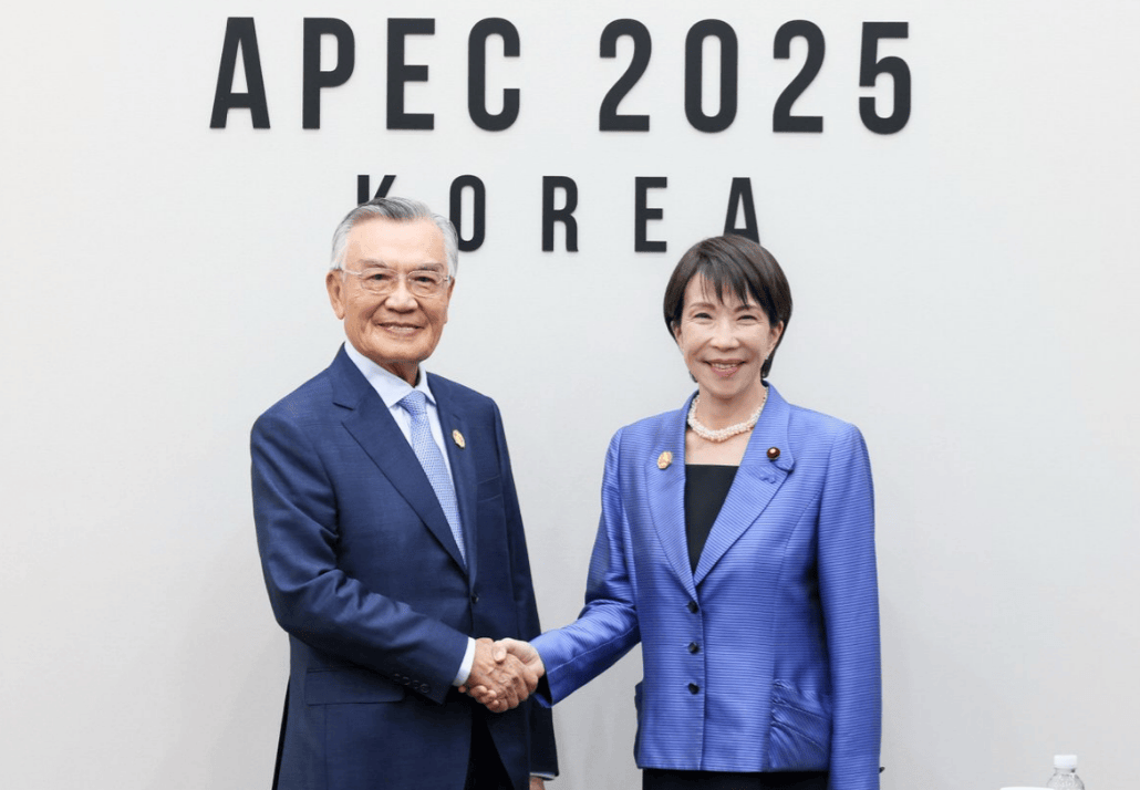 中国驻日使馆交涉，这回火气非常大！高市早苗摊上大事，邻国的反制正在路上