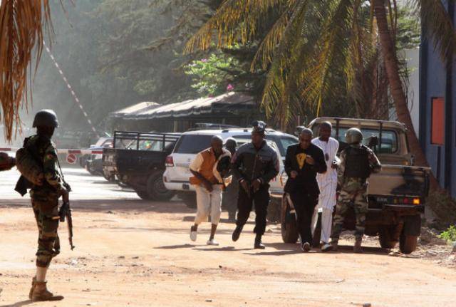 中美呼吁立即撤侨,中资遭针对性袭击,美俄欧再次得到血泪教训