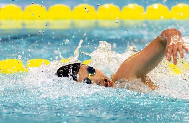 全运泳池浪花朵朵 13岁于子迪打破尘封13年亚洲纪录