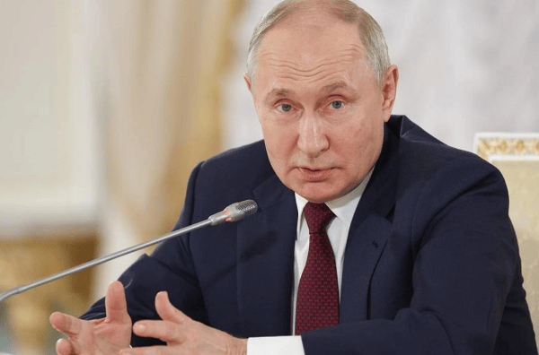 4枚导弹打醒了俄罗斯,普京向北约打出明牌,美国制定新俄乌停火方案!要求乌方割让顿巴斯?