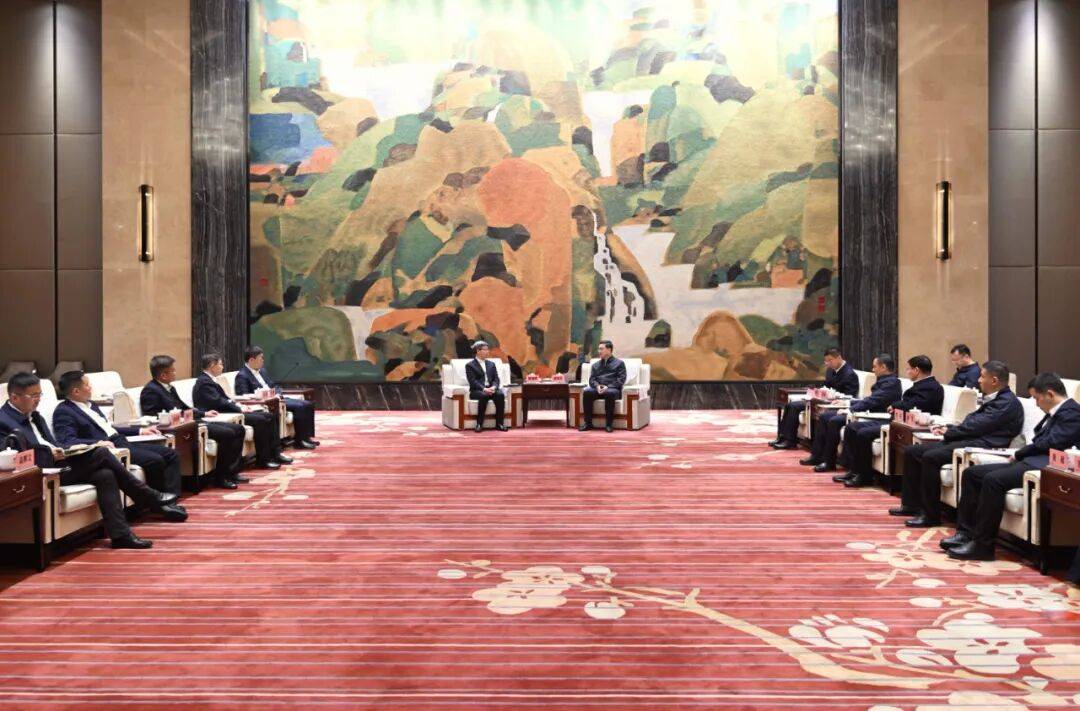 盛阅春熊征宇会见中国航天科工集团董事长陈锡明