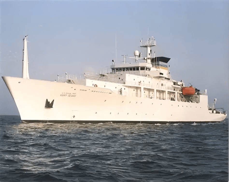 “你打你的，我打我的”！应对美舰在台海的挑衅，解放军用了一个妙招